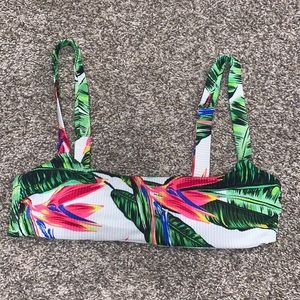Tinibikini bikini top